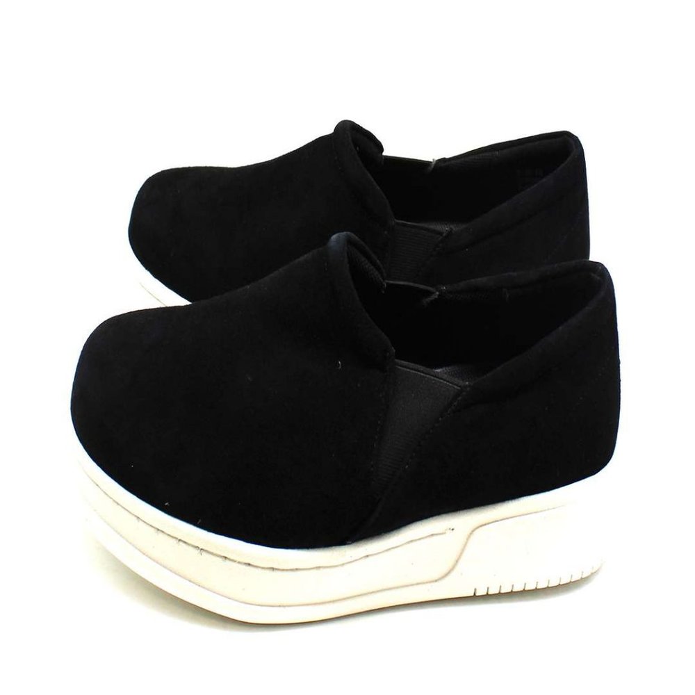 Bella Vita Women's Maribel Sneakers Women's Shoes(size 9) - Picture 6 of 8